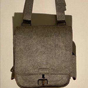 SCOUT By PPB Heather Gray Felt diaper bag